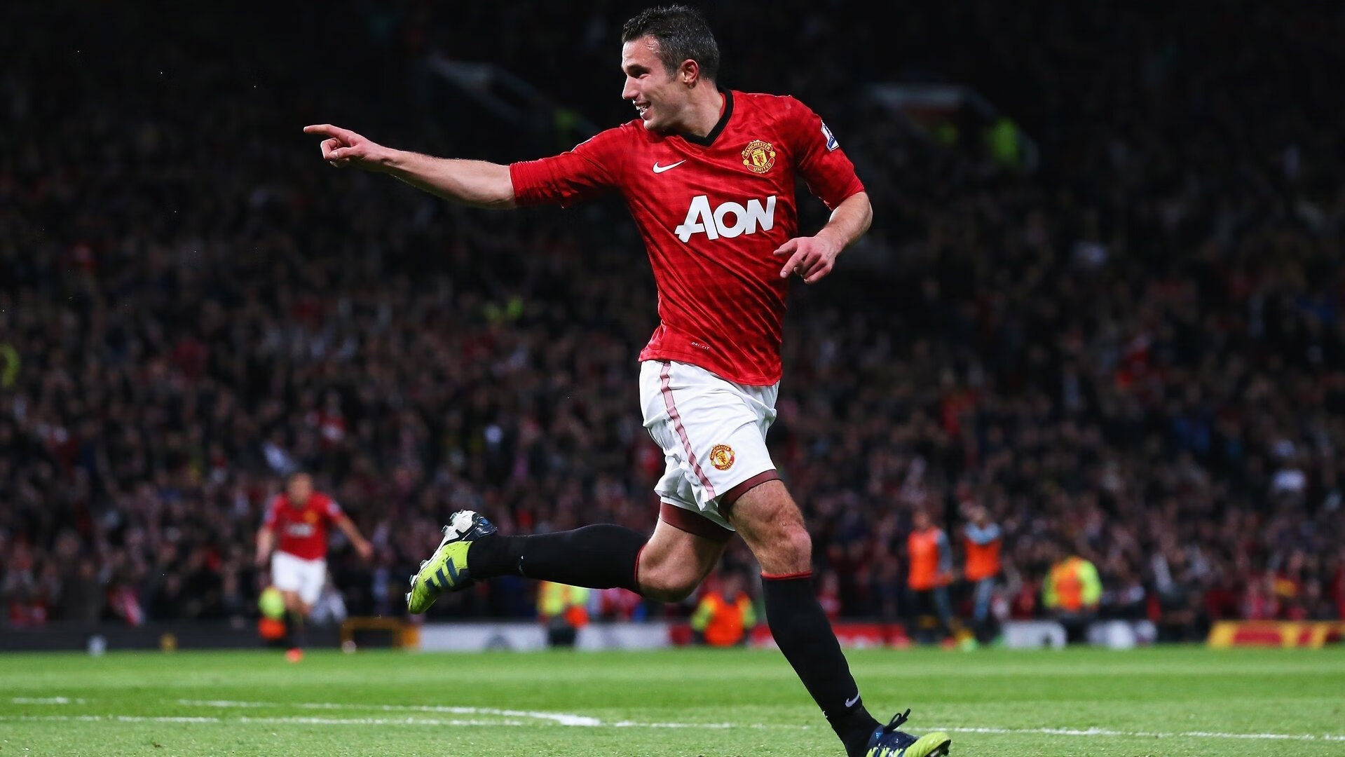 德甲主场氛围带动球队士气，德甲的球场