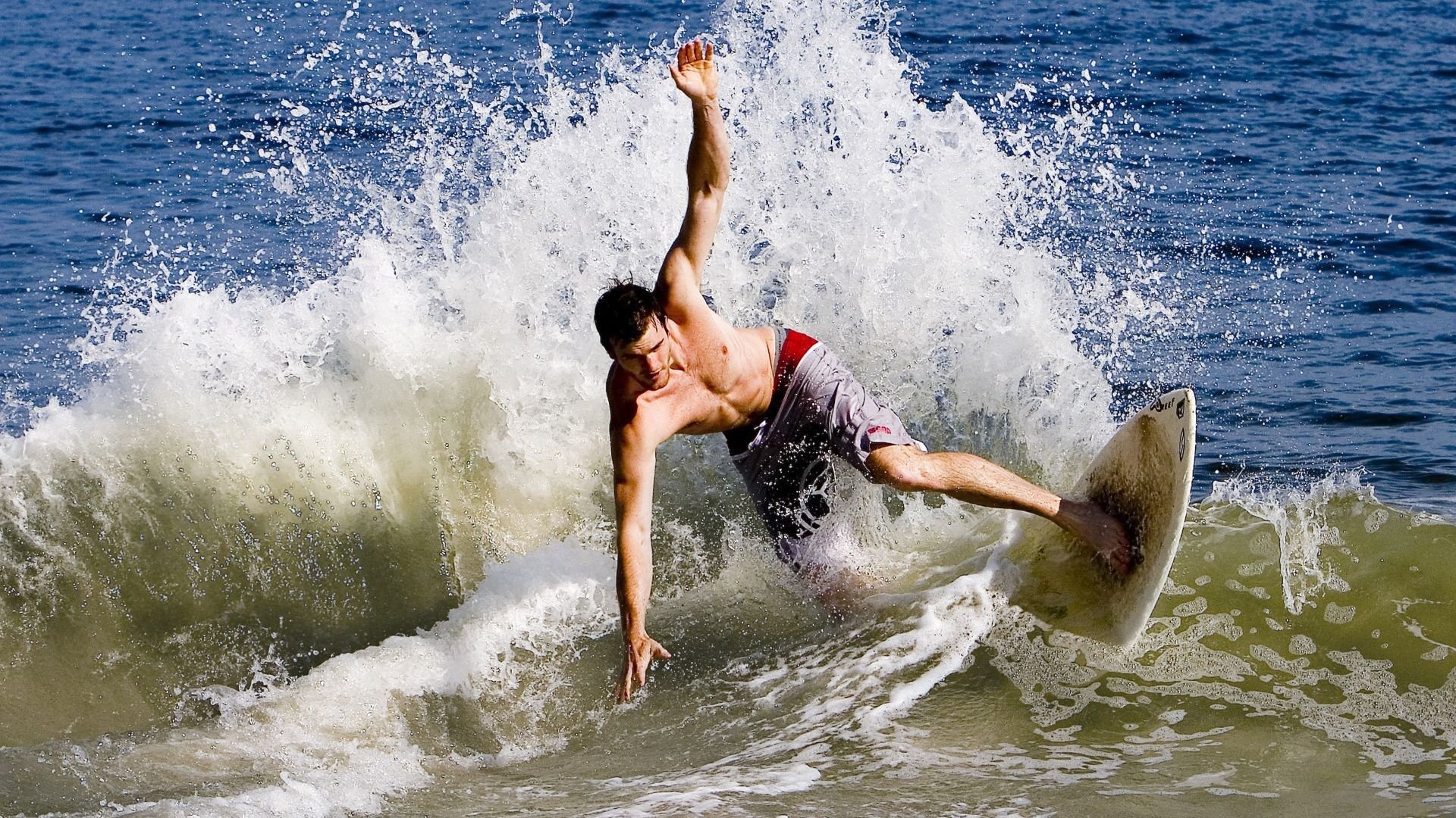 勇士主场大胜湖人,库里完成生涯20000分里程碑,库里勇士总得分